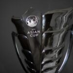 Không khí cuồng nhiệt và chiếc cúp vô địch danh giá của Asian Cup.
